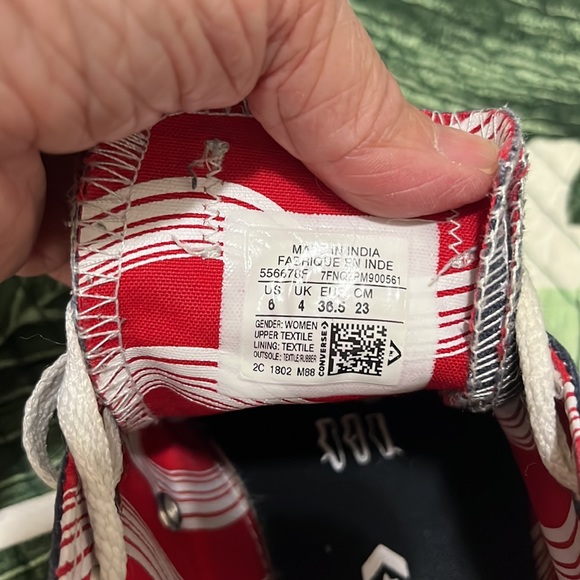 Converse All Star Sneakers - Picture 2 of 4